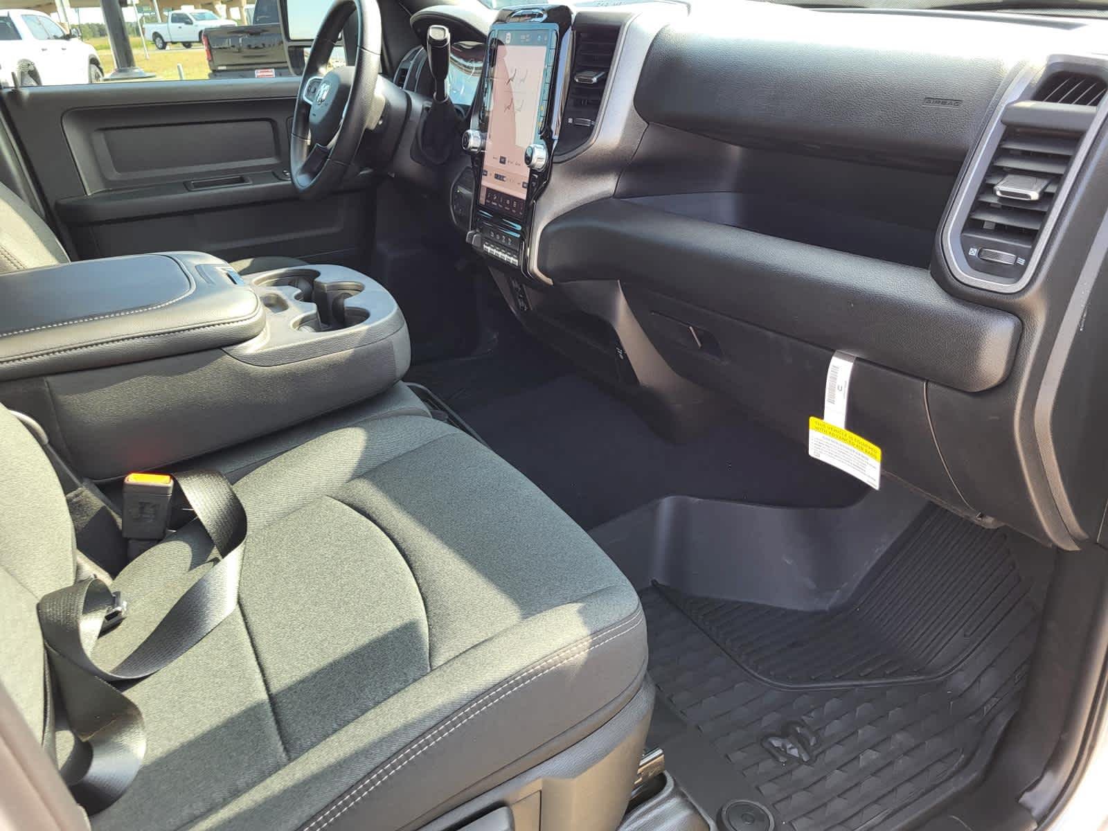 2026 RAM 2500 Tradesman - Photo 9