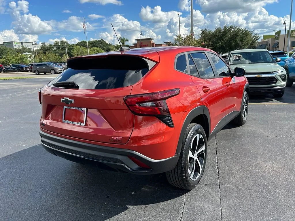 Used 2024 Cayenne Orange Metallic Chevrolet 1RS image 8