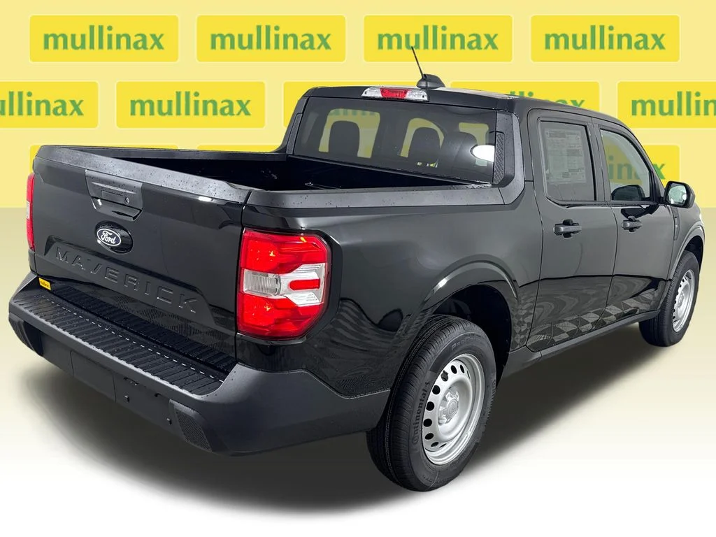 New 2026 Black Ford XL image 18