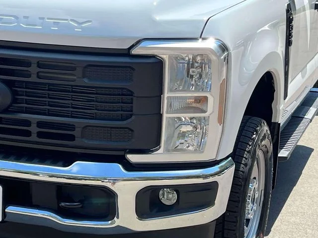 New 2027 White Ford  image 9