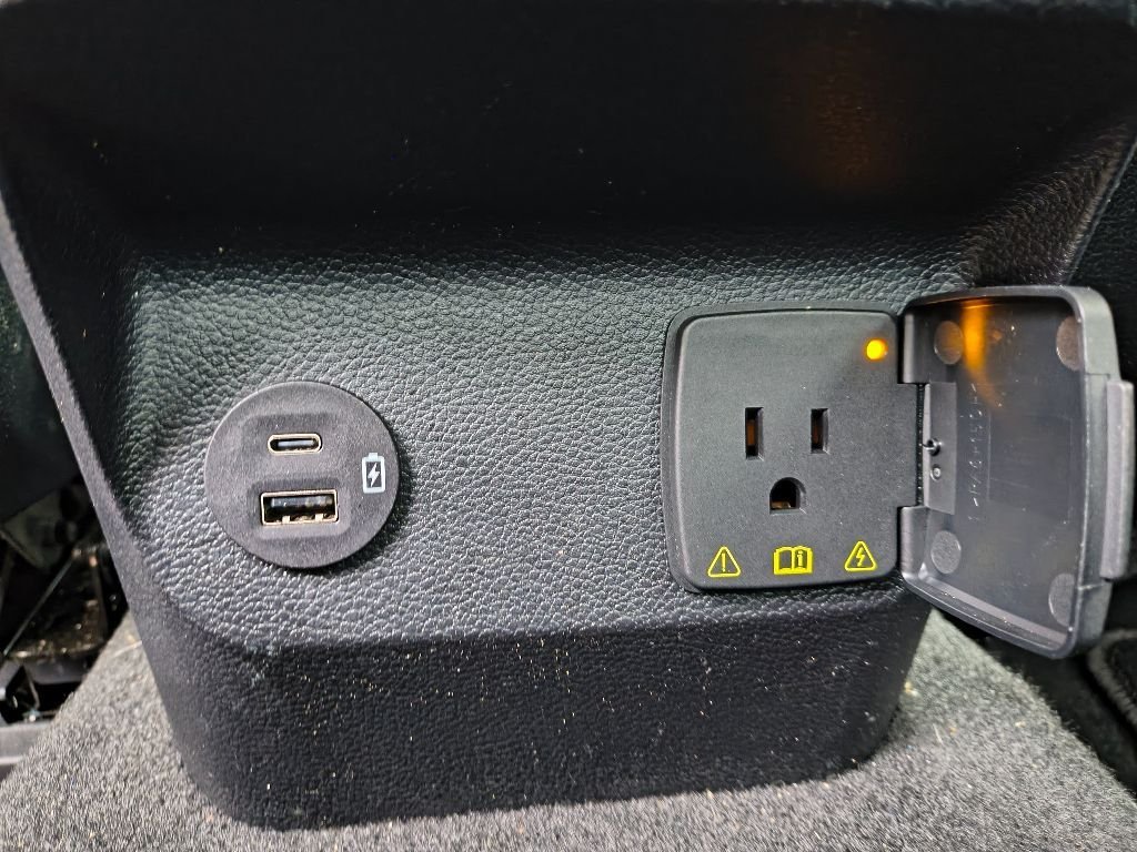Used 2024 Carbonized Gray Metallic Ford XLT image 30