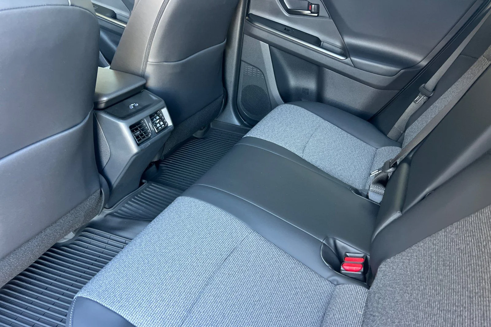 New 2026  Toyota XLE Plus image 12