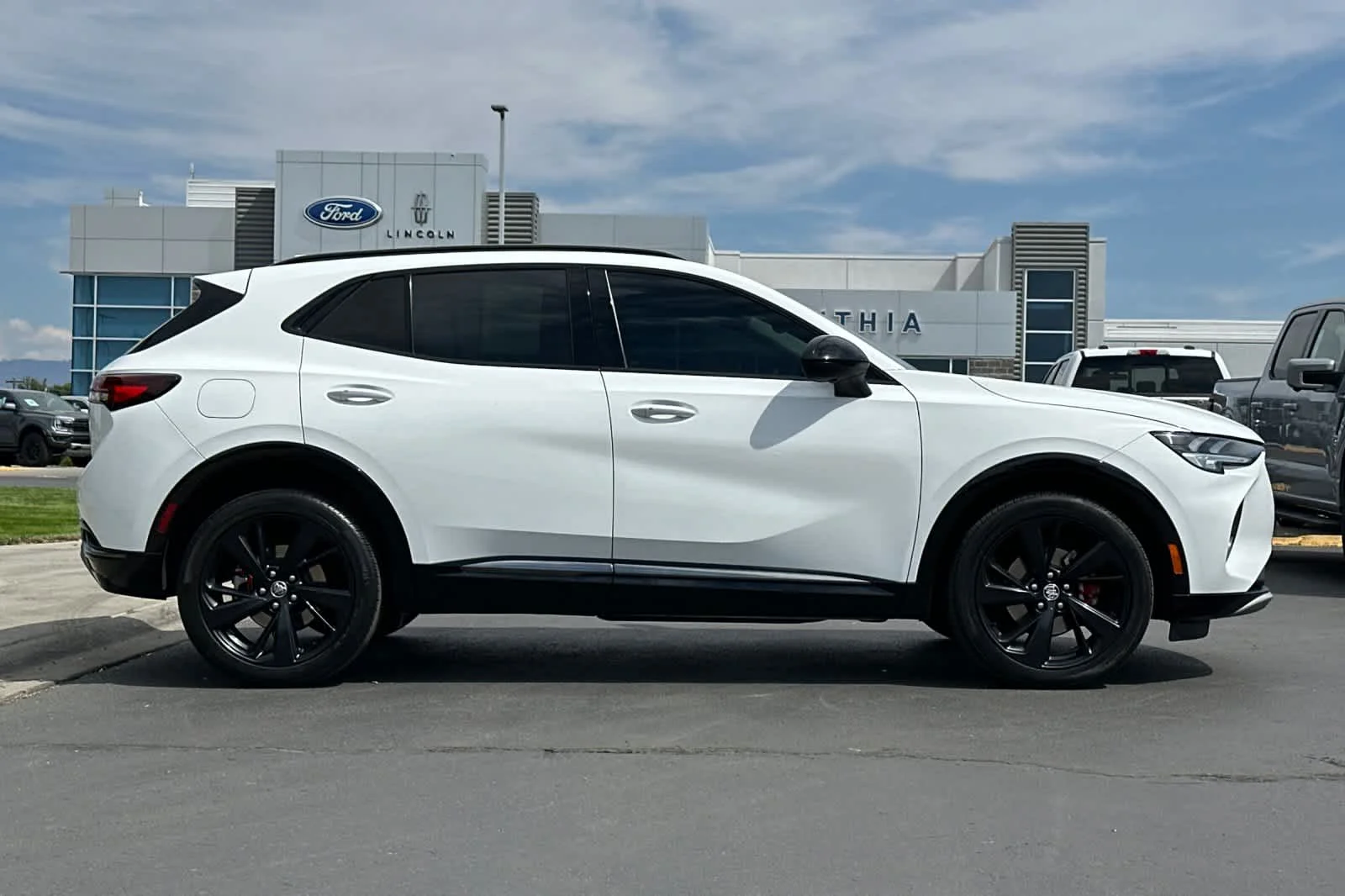Certified Used 2022 Summit White Buick Essence image 8