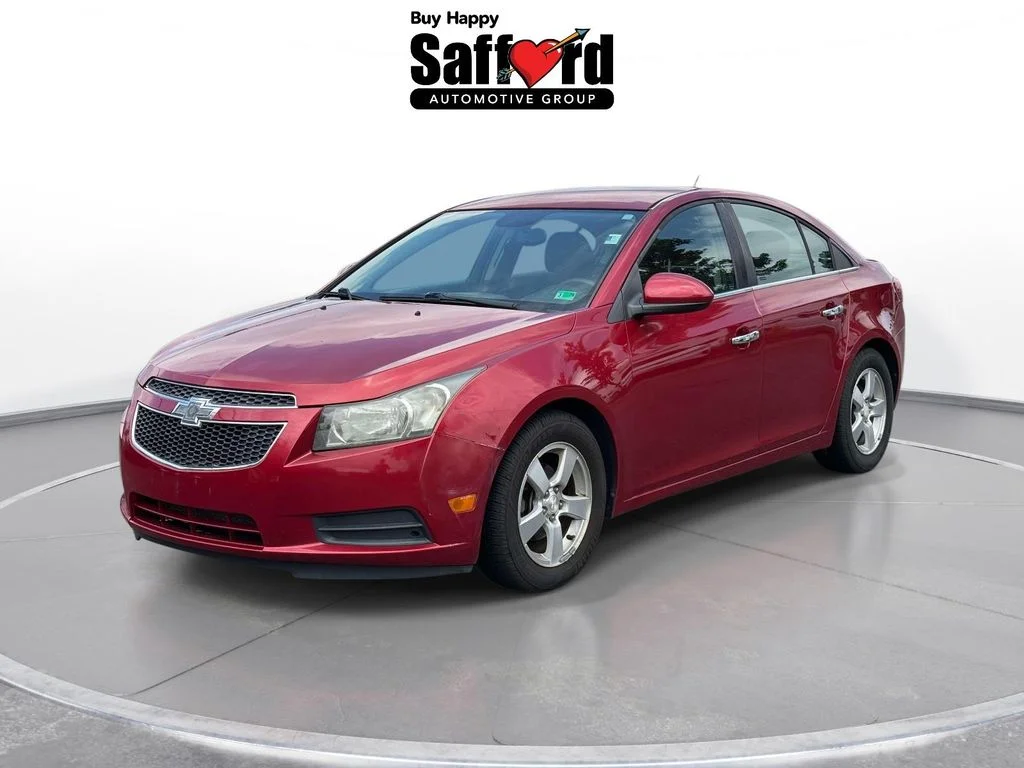Used 2014 Red Chevrolet 1LT image 1