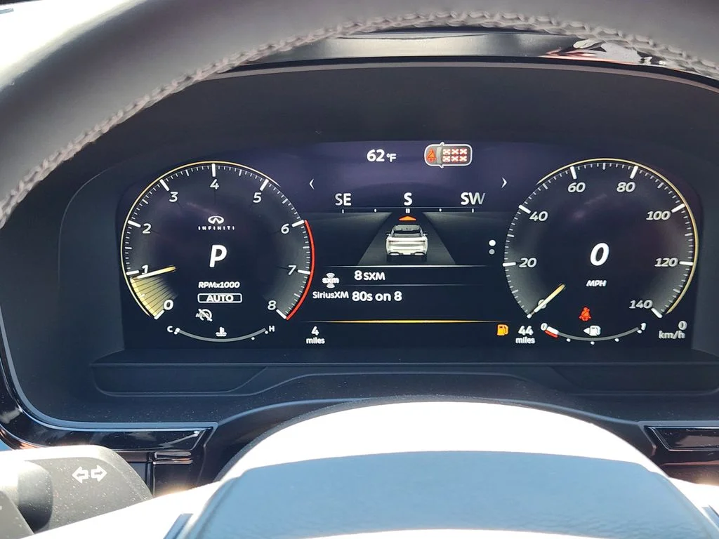 New 2027 2T RAD WHT INFINITI Autograph AWD image 20