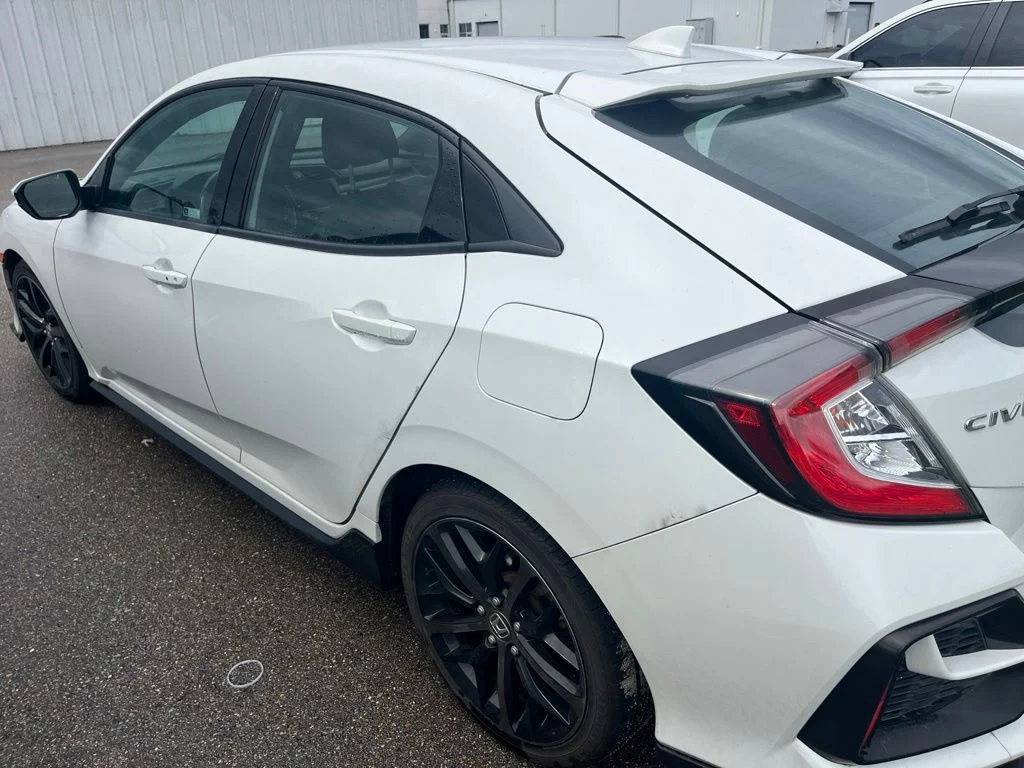 Used 2021 Platinum White Pearl Honda Sport image 4