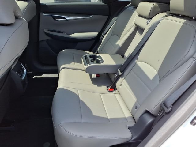Used 2025 White INFINITI LUXE image 22