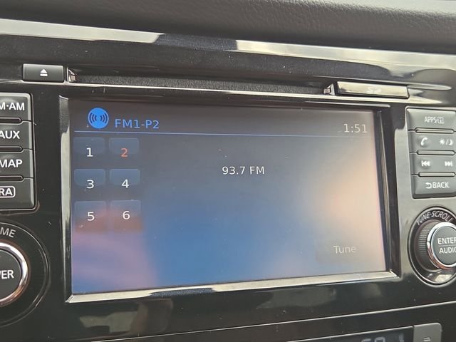 Used 2017 Pearl White Nissan SL image 24