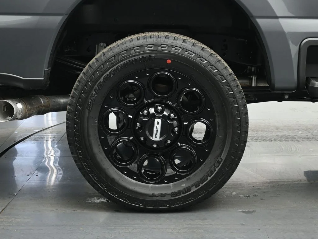 New 2026 Carbonized Gray Metallic Ford Lariat image 20