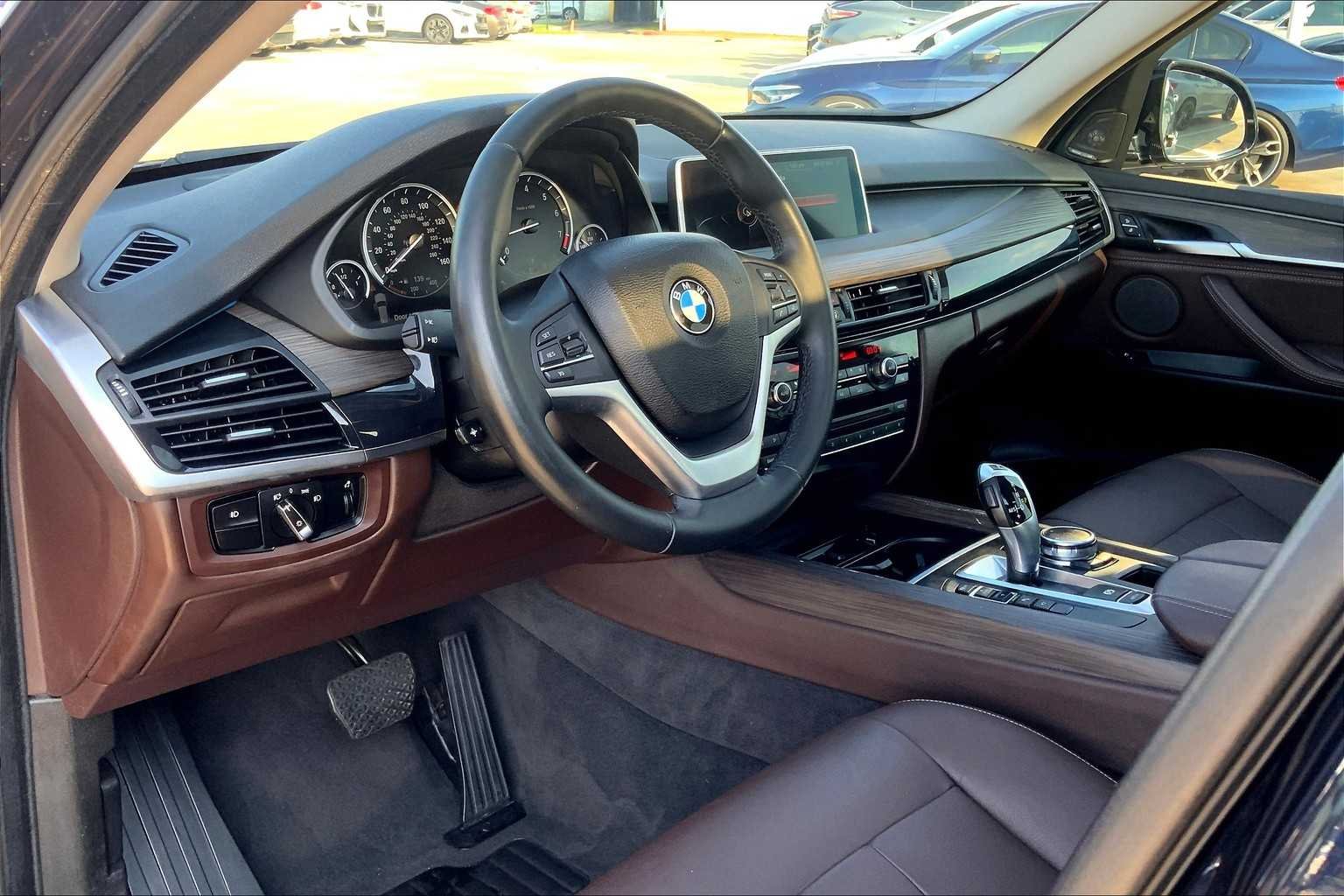 Used 2016 Imperial Blue Metallic BMW sDrive35i image 17