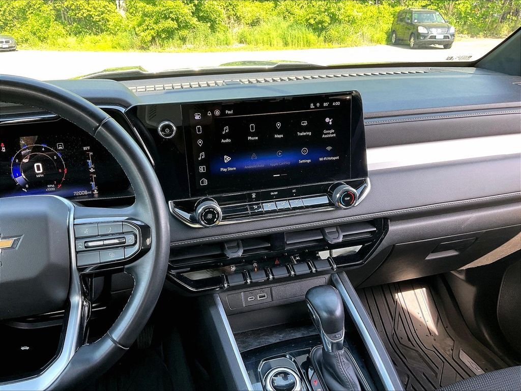 Used 2023 Gray Chevrolet LT image 18