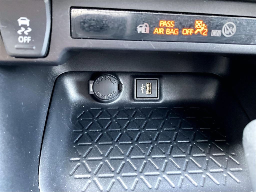 Used 2025 White Toyota XLE image 26