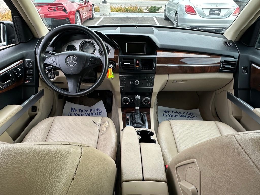 Used 2011 Green Mercedes-Benz GLK 350 image 37