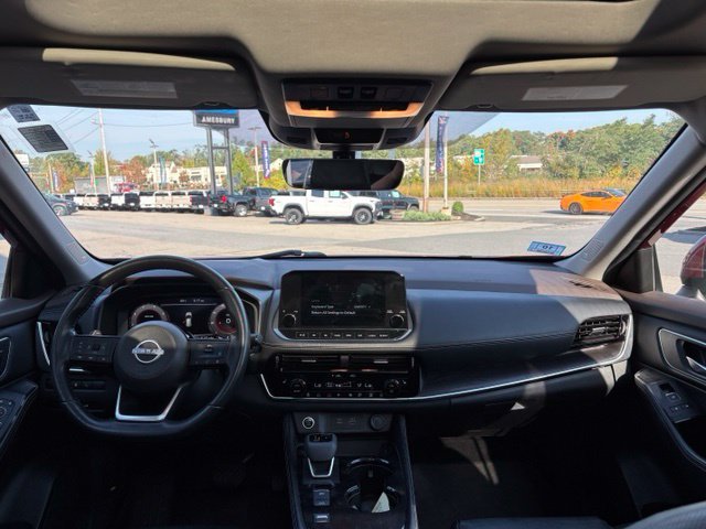 2022 Nissan Rogue Platinum - Photo 21
