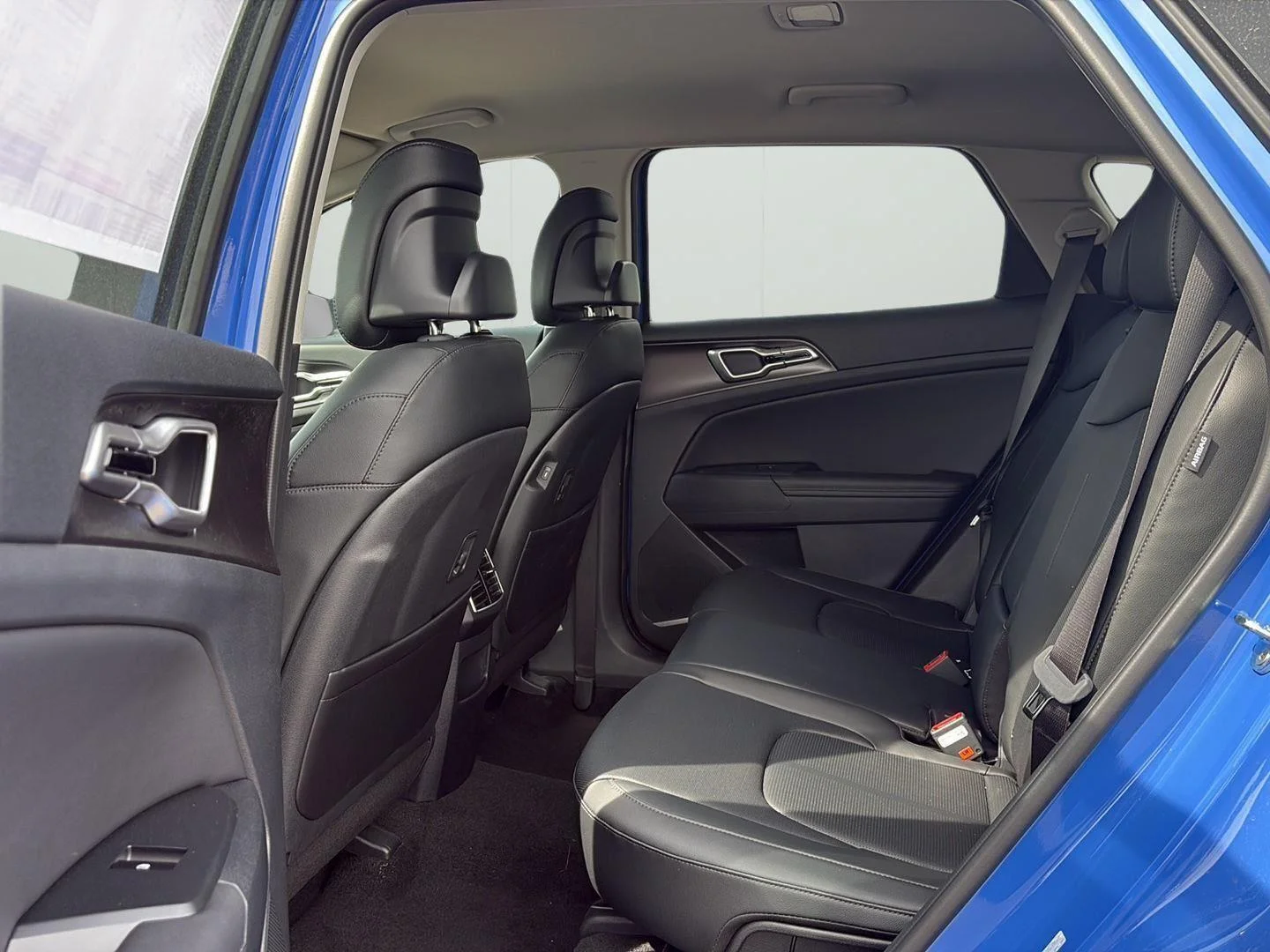 2026 Kia Sportage EX - Photo 11