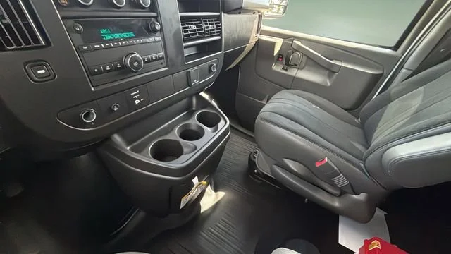 Used 2024 Summit White Chevrolet WT image 15