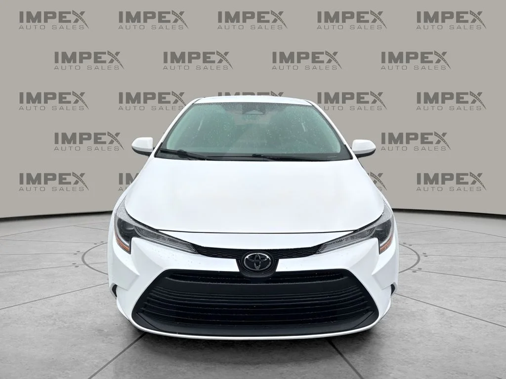 Used 2025 White Toyota LE image 8