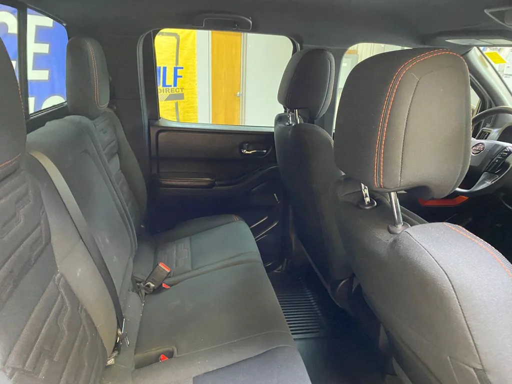 Used 2025 White Nissan PRO-4X image 28