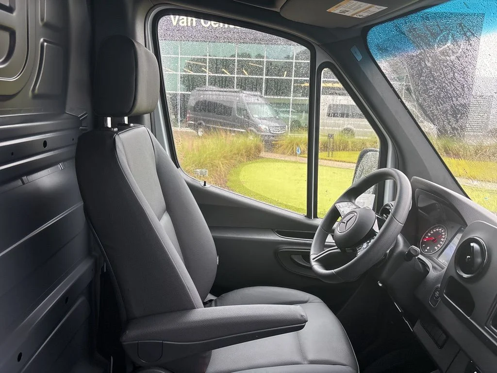 New 2026 Arctic White Mercedes-Benz w/ Ranger Shelving image 26