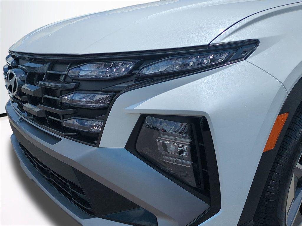 New 2026 White Hyundai SEL AWD image 10