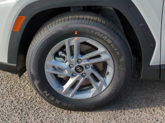 New 2026 White Hyundai SE FWD image 37