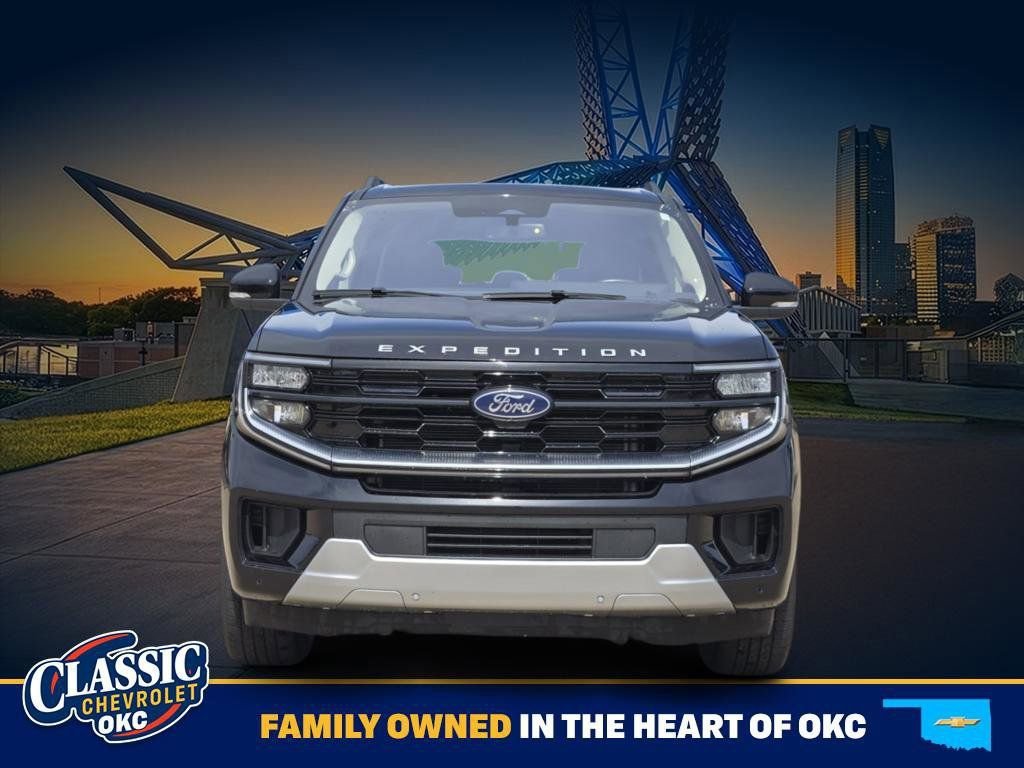 Used 2025 Black Ford Platinum image 2