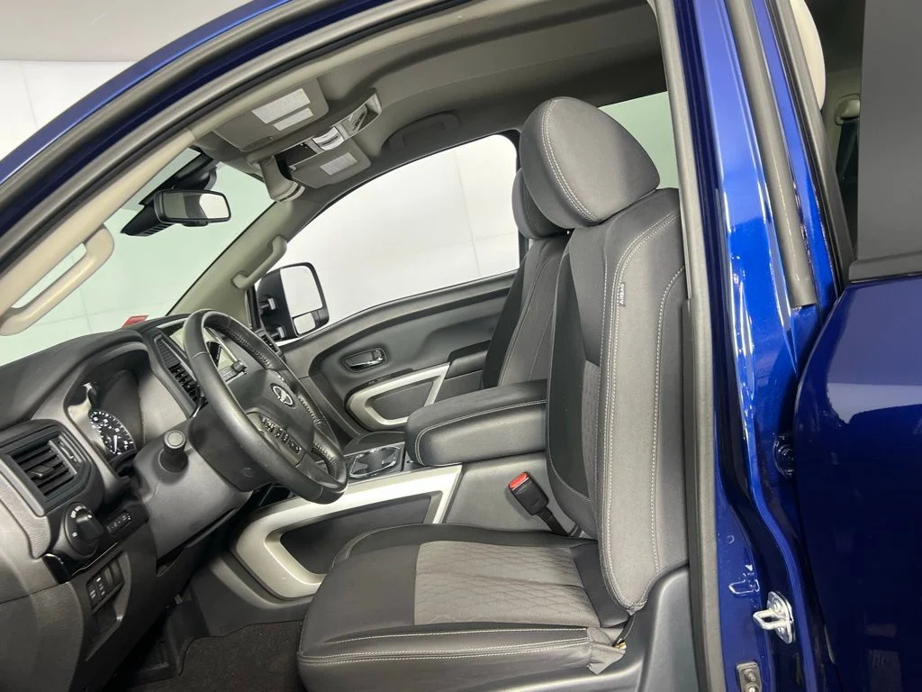 2024 Nissan Titan XD SV - Photo 19