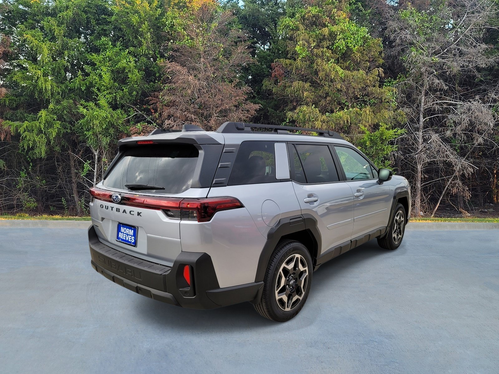 Used 2026 Ice Silver Metallic Subaru Touring image 16