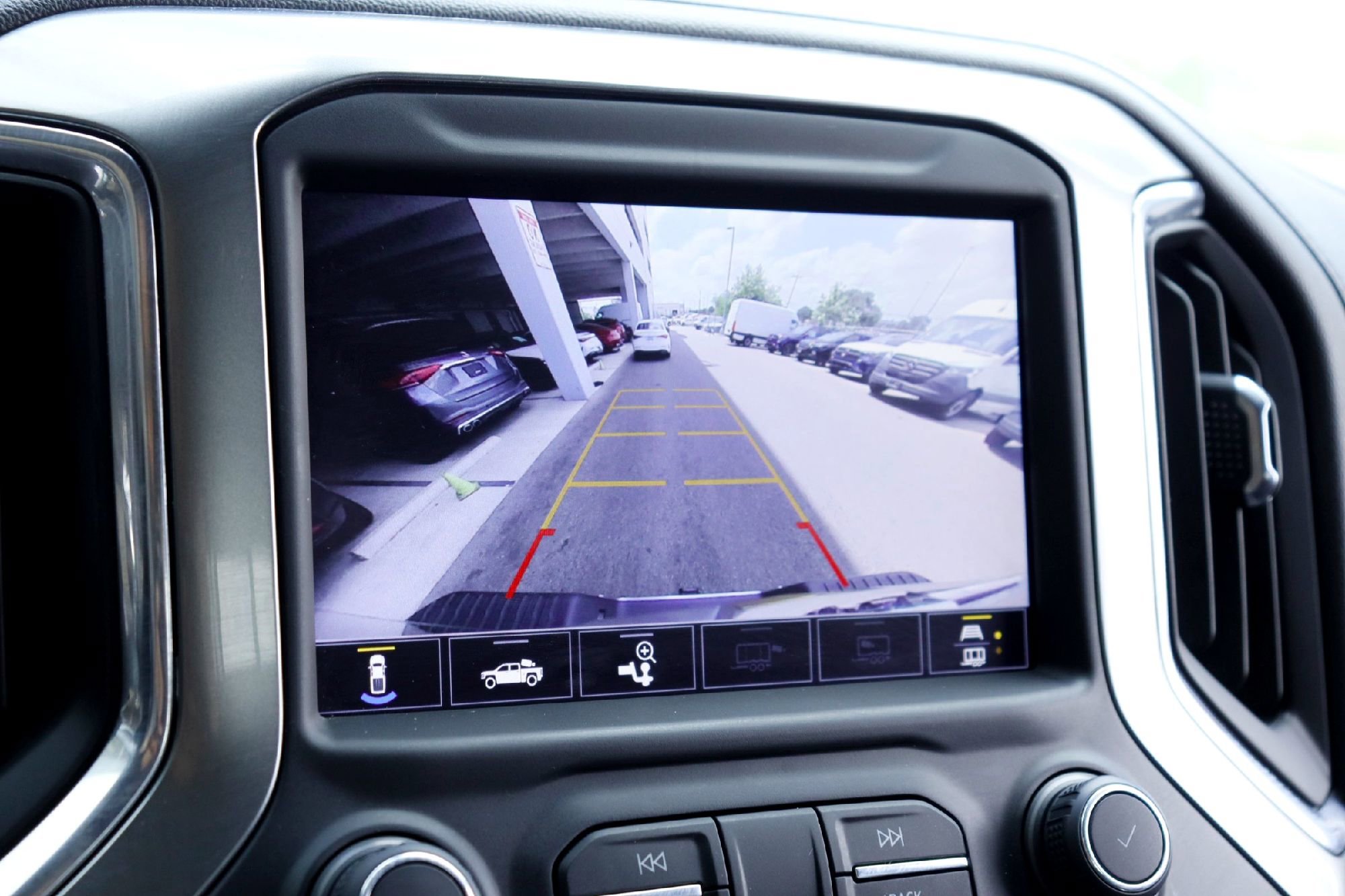 2022 Chevrolet Silverado 3500HD LTZ - Photo 16