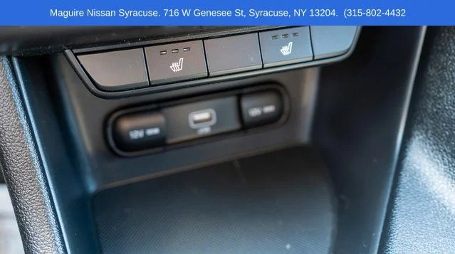 Used 2022 Gray Kia LX image 30
