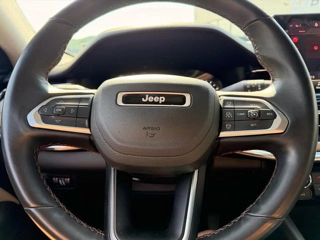 Used 2022 Gray Jeep Limited image 16