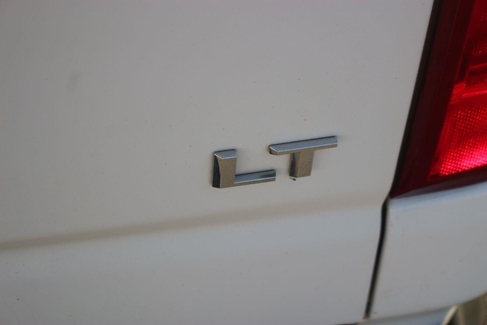 Used 2022 SUMMIT WHITE Chevrolet LT image 12