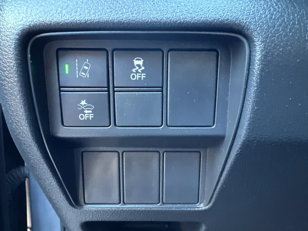 Used 2020  Honda LX image 18
