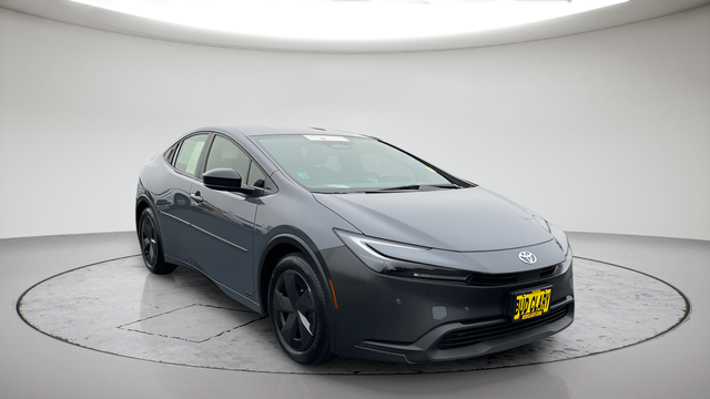 2023 Toyota Prius LE