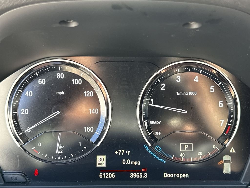 Used 2022  BMW xDrive28i image 12