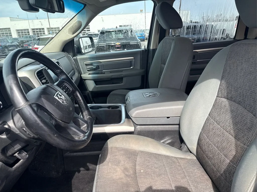 Used 2018 Brilliant Black Crystal Pearlcoat Ram Big Horn image 19