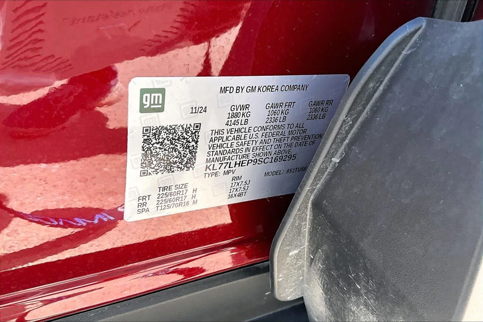 Used 2025 Crimson Metallic Chevrolet LT image 31