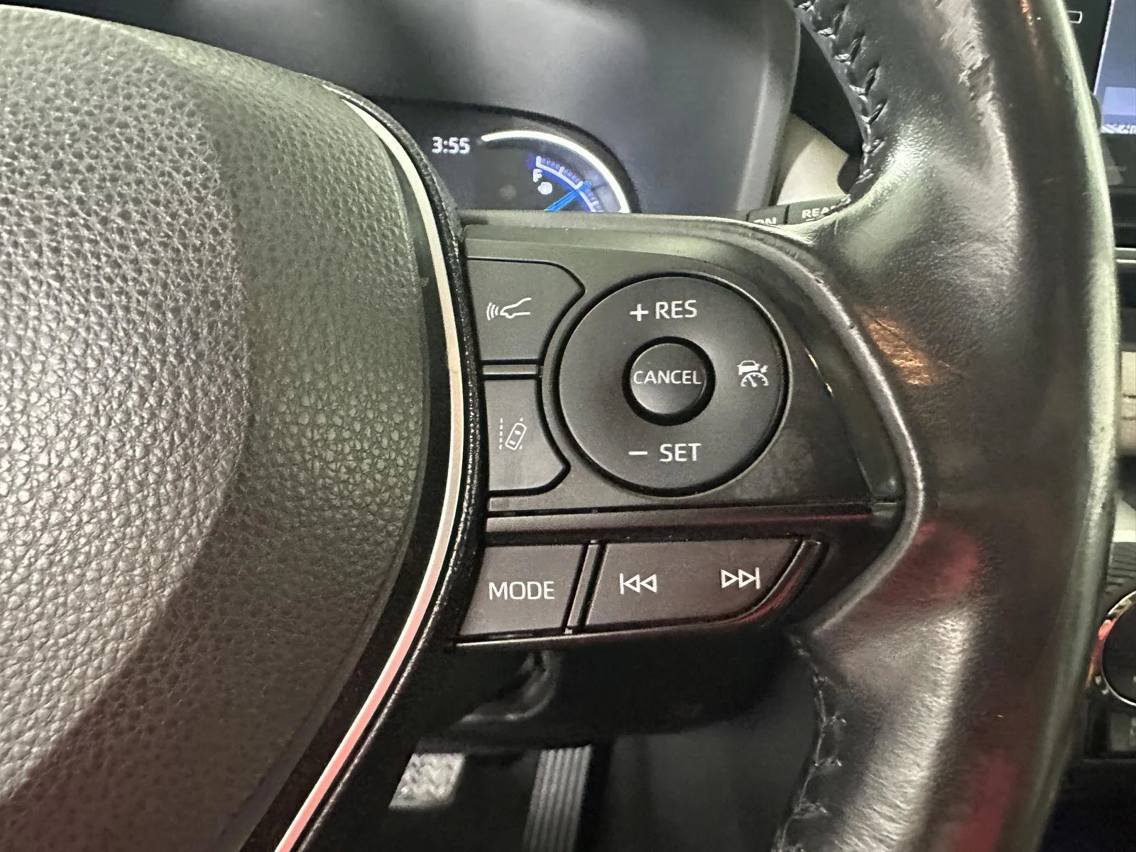 Used 2019 Midnight Black Metallic Toyota Limited image 35