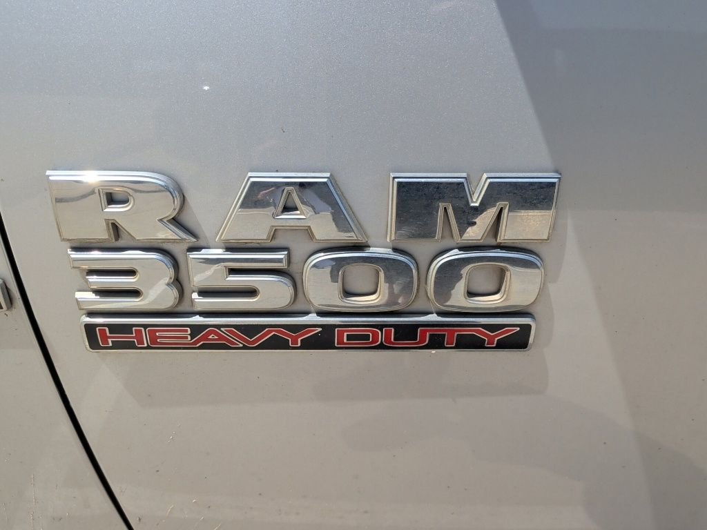 Used 2018 Silver Ram Tradesman image 9