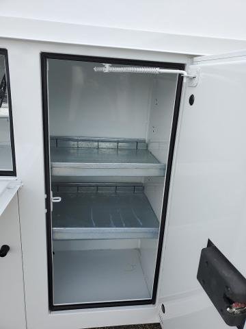 New 2025 Oxford White Ford E-350 SRW image 44