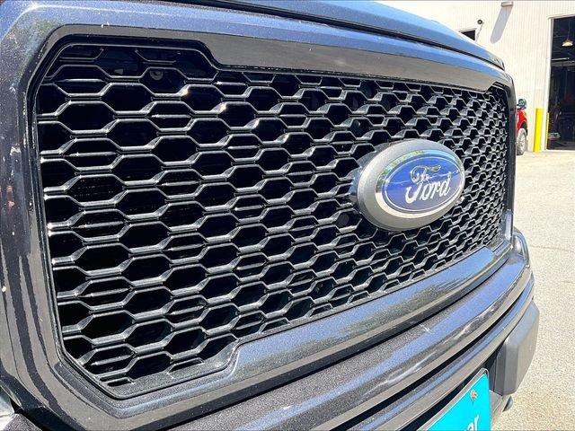 Used 2019 Black Ford XLT image 32
