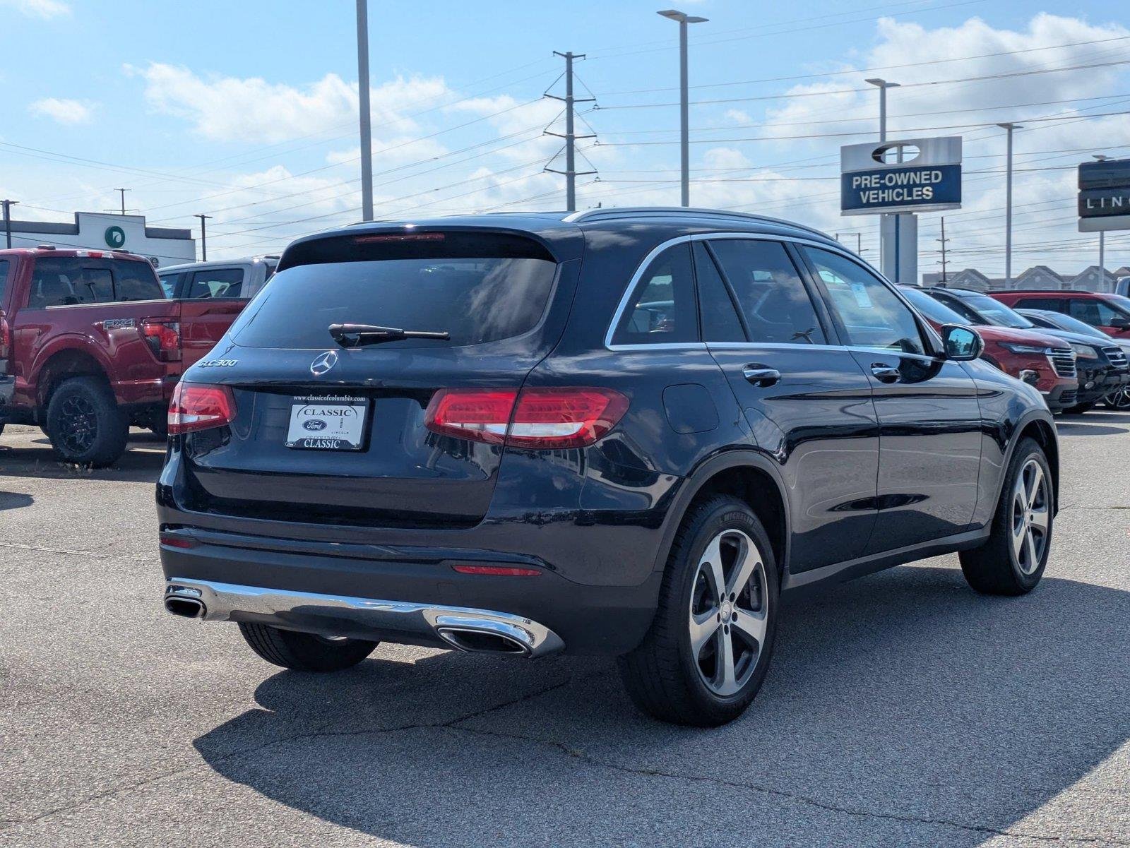 Used 2016 Lunar Blue Metallic Mercedes-Benz GLC 300 image 5