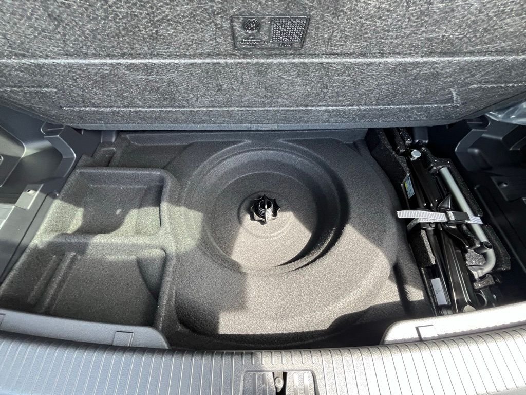 New 2026 Black Volkswagen 2.0T SEL image 27
