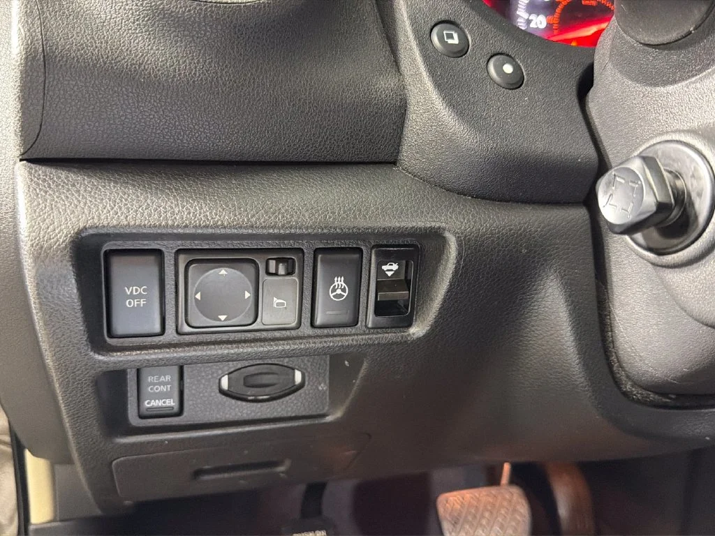 Used 2010  Nissan 3.5 SV w/Premium Pkg image 27