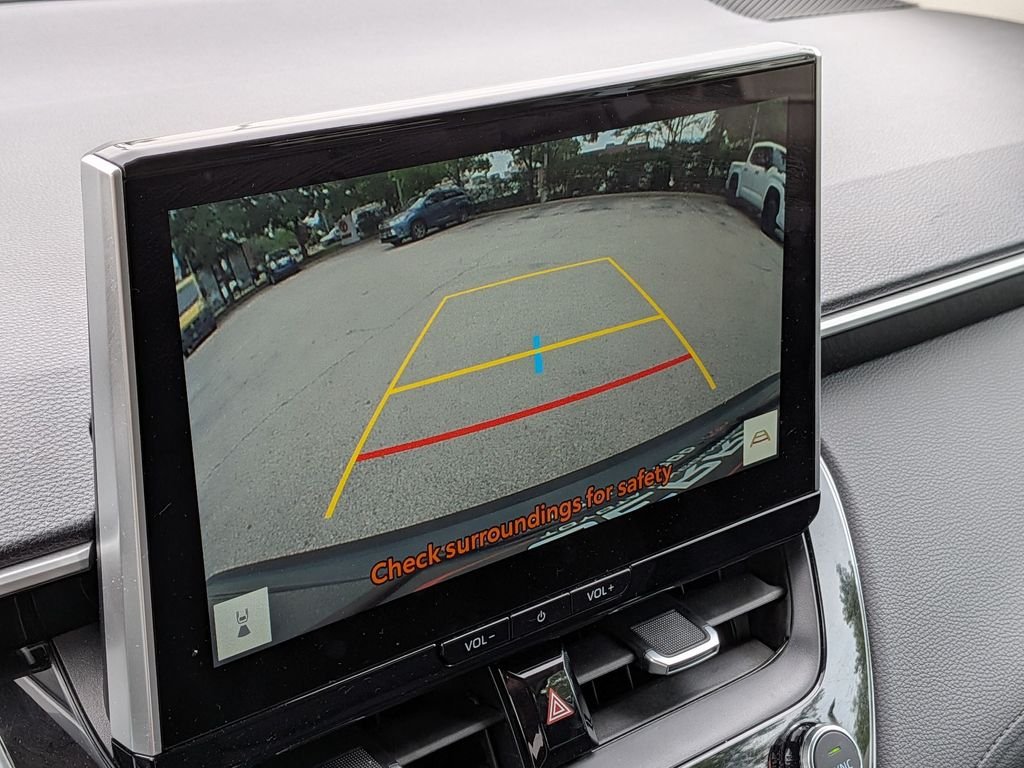 Used 2026  Toyota XLE image 6