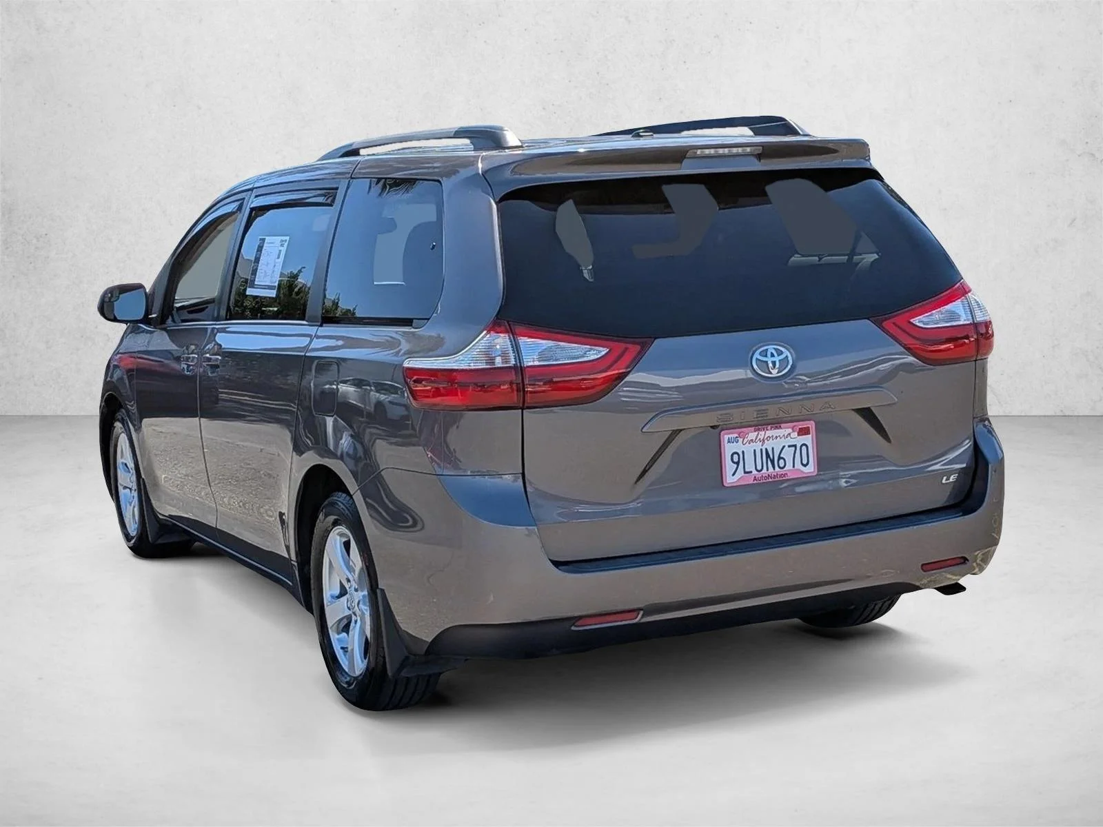 Used 2016 Predawn Gray Mica Toyota LE image 8