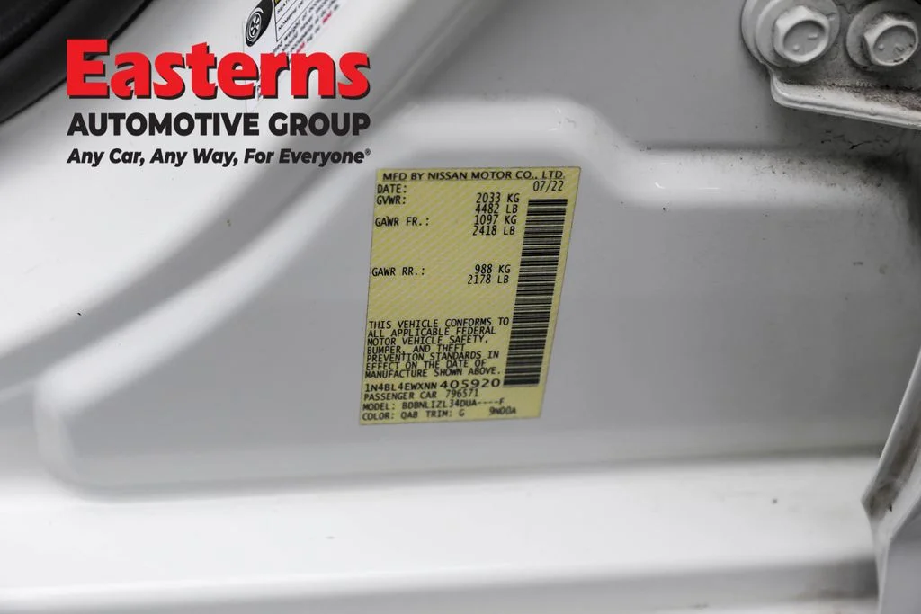 Used 2022 White Nissan 2.5 SL image 34