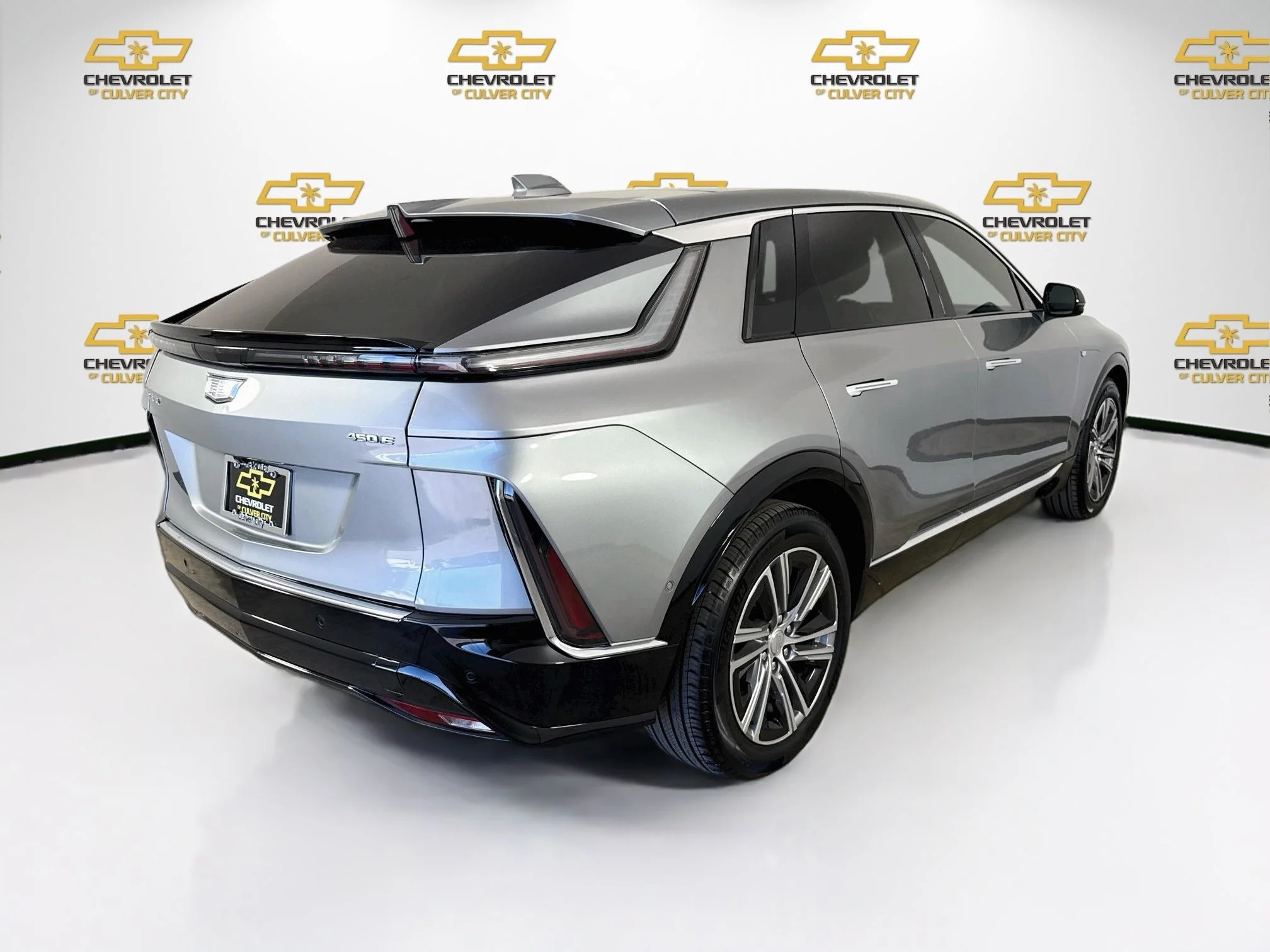 Used 2024 Argent Silver Metallic Cadillac Luxury 1 image 8