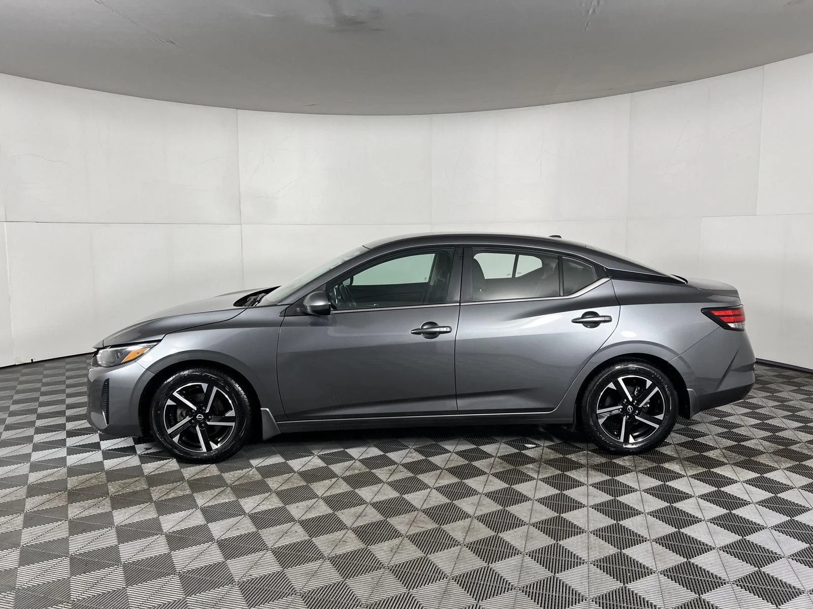 Used 2024 Gun Metallic Nissan SV image 5