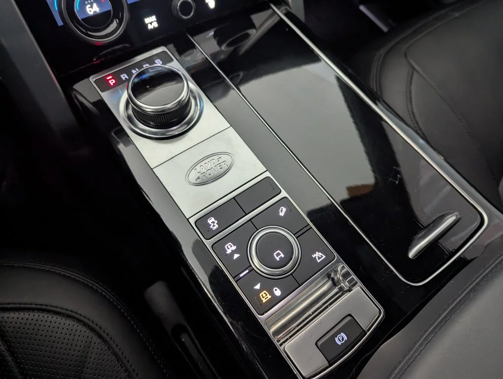Certified Used 2019 Black Land Rover 5.0L V8 Supercharged image 13